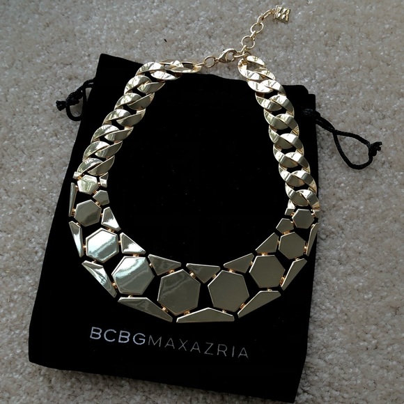 BCBGMaxAzria Jewelry - BCBGMAXAZRIA Statement Gold Necklace.